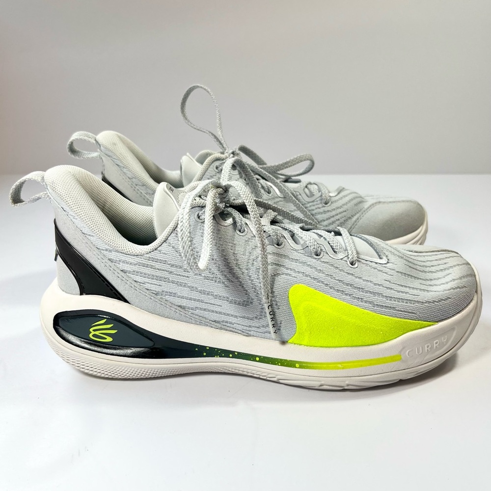 Under Armor Curry 12 Gravity Basketball Shoes Youth 7 Women’s 8.5 Sneakers Grey